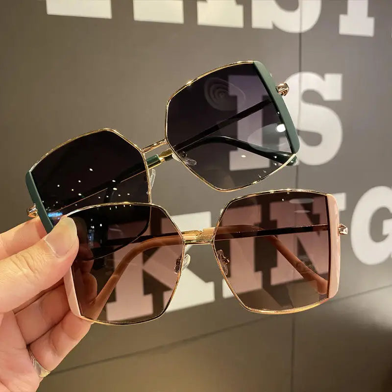 Fashion Shades Square Metal Frame Sunglasses UV400 Oversized Women Driving Protection Sunscreen Sunglasses