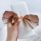9901 Designer Women'S Fashion Luxury Multi-Deformed Metal Legs Rimless Sunglasses New Sunglasses