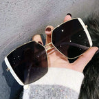 Fashion Shades Square Metal Frame Sunglasses UV400 Oversized Women Driving Protection Sunscreen Sunglasses